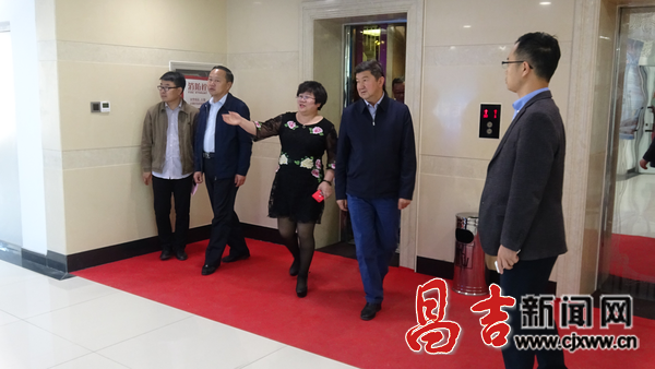 昌吉州党委常委阿不都热依木·哈力克到新疆汇通互联公司调研